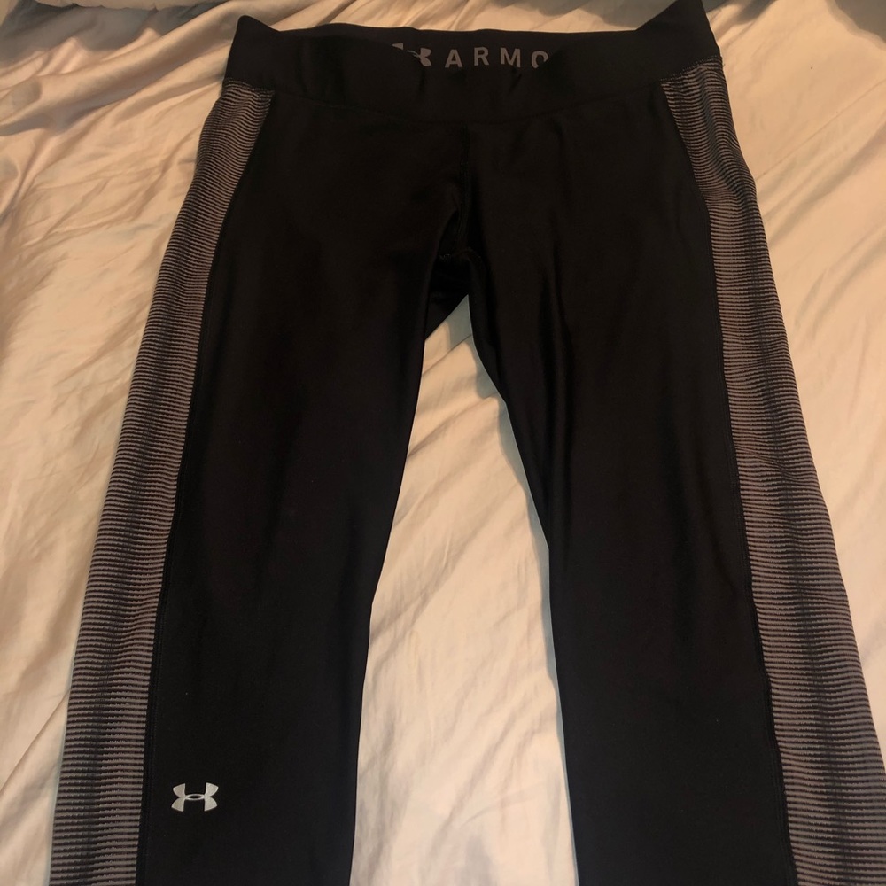 Under Armour Cropped Compression Leggings